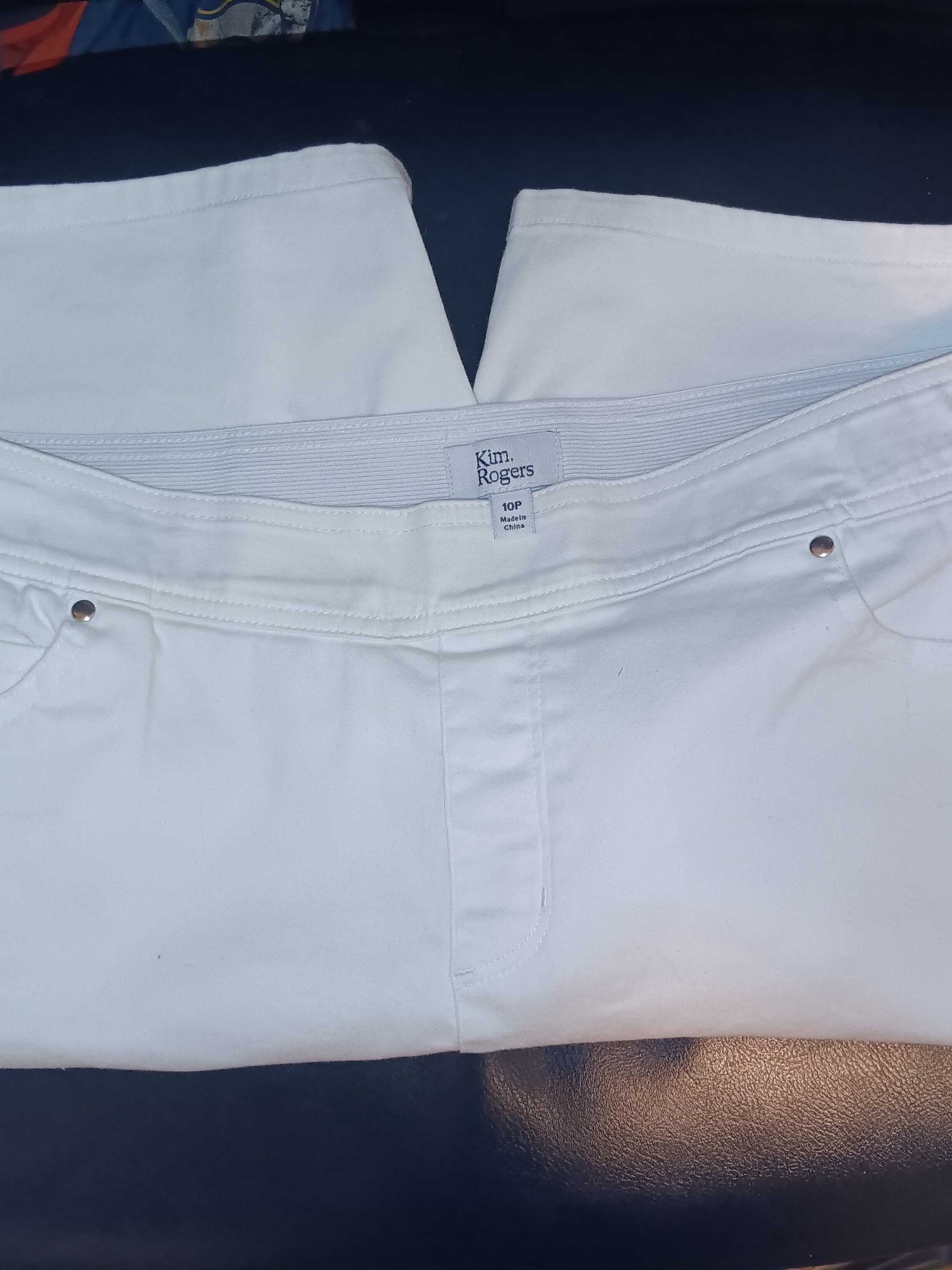Kim Rogers White Pull-On Ankle Pants
